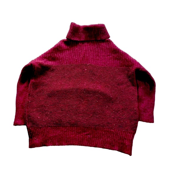 Woolovers oversized lambswool turtleneck in heathered burgundy - Picture 4 of 4